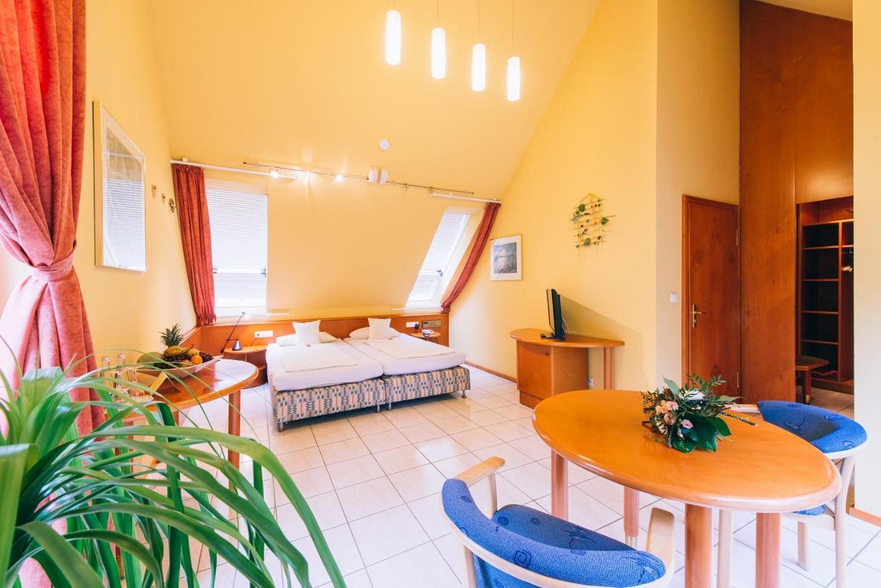 Hotel Dammenmuehle ลาร์ ภายนอก รูปภาพ